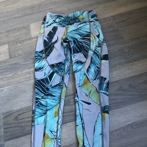Maaji tropical shimmer leggings